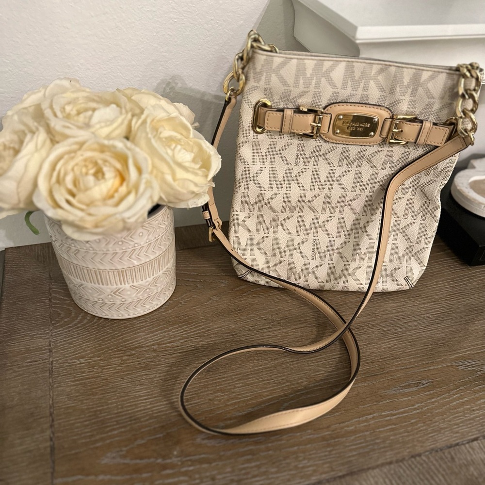 Michael Kors cross body